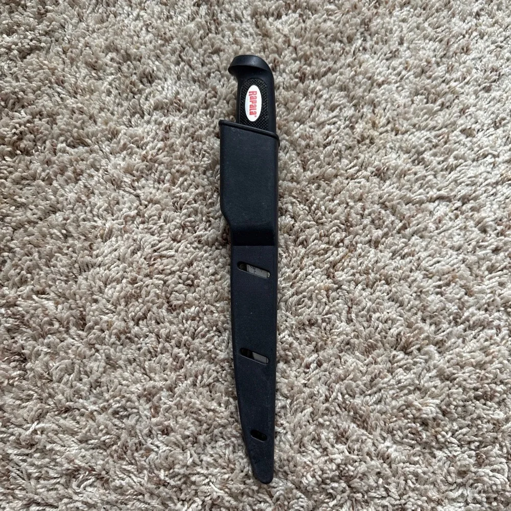 Rapala Soft Grip Fillet Knife 6 Inch Stainless Steel Blade with Sheath Black